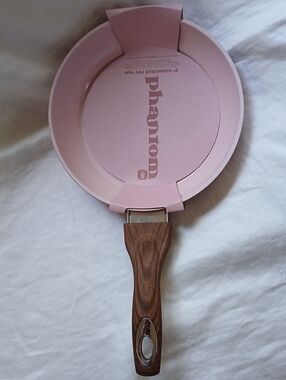 Pink Hammered Non Stick Fry Pan with Wood Handle 8"